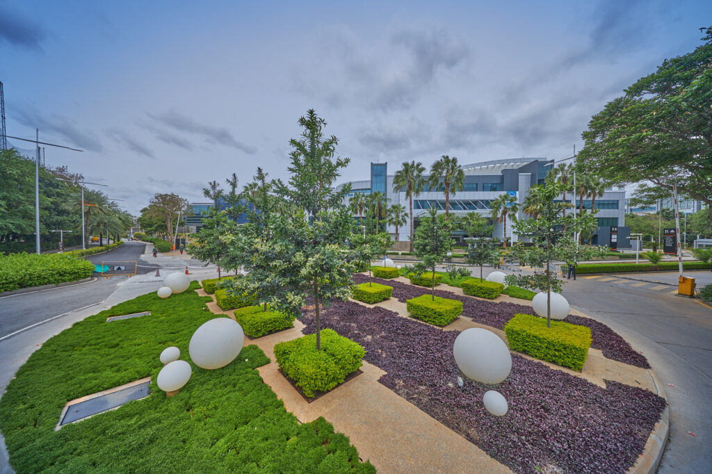 Embassy GolfLinks green environment